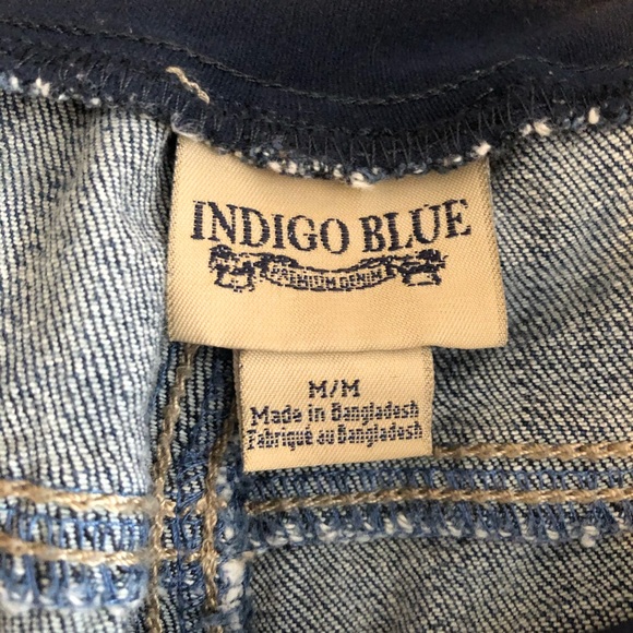 Indigo blue maternity jeans w/ embellished pockets - Picture 7 of 8
